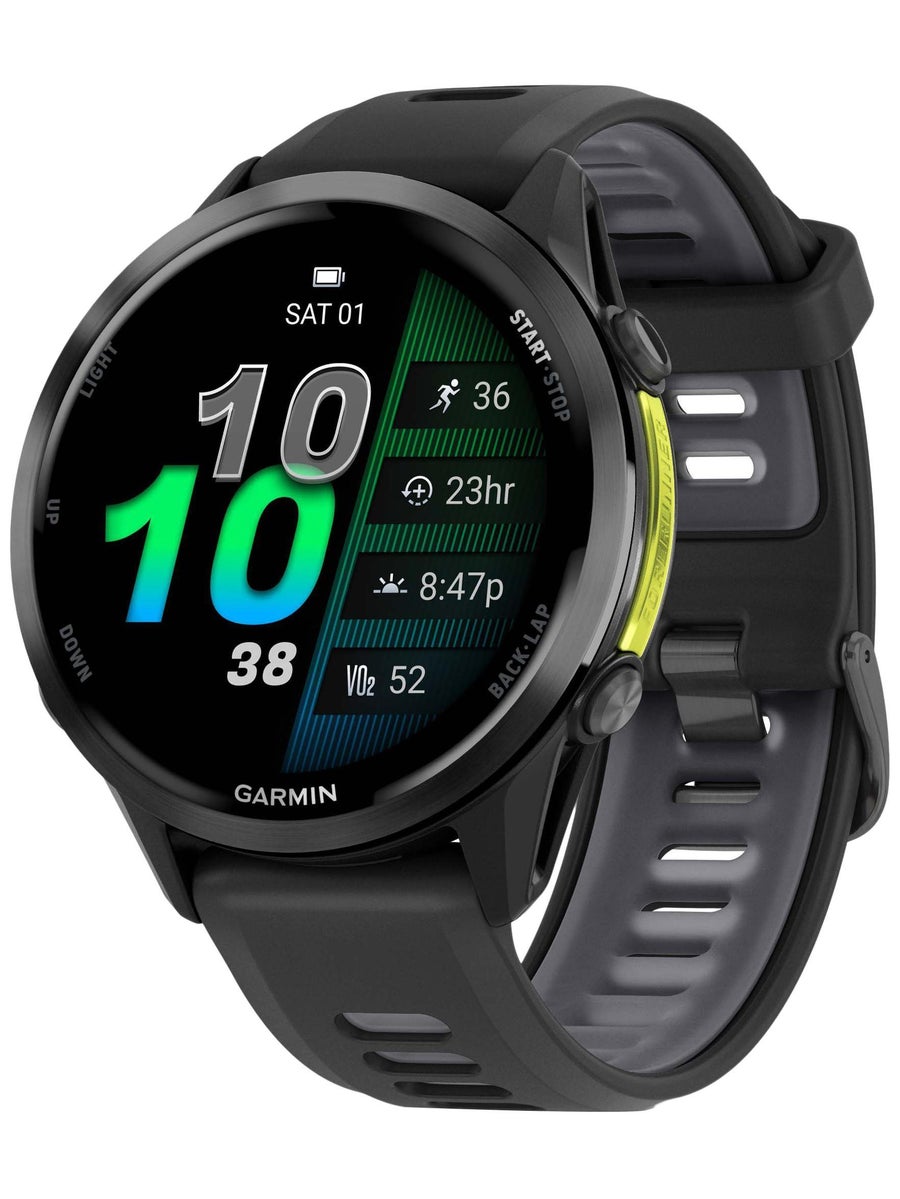 مراجعة Garmin Forerunner 970: ساعة عدائين ممتازة لمن سيستخدم عمقها فعلا