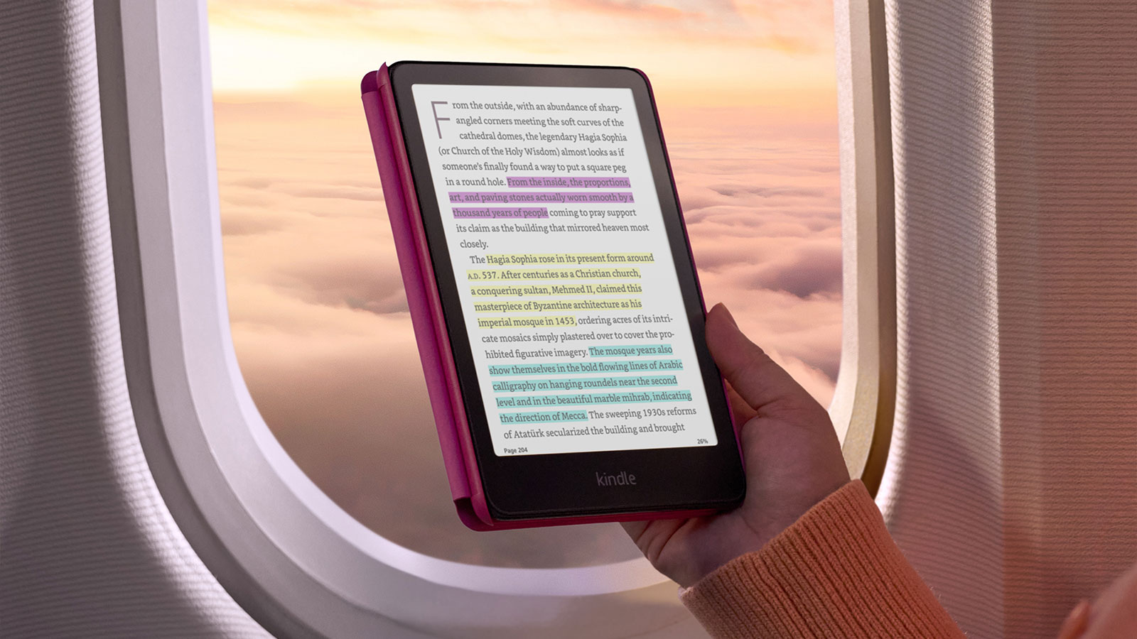 Kindle Colorsoft يعرض نصًا مع تظليل ملون داخل الكتاب
