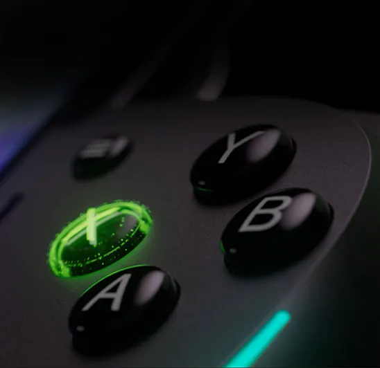 أزرار ABXY في Razer Kishi Ultra مع إضاءة Chroma